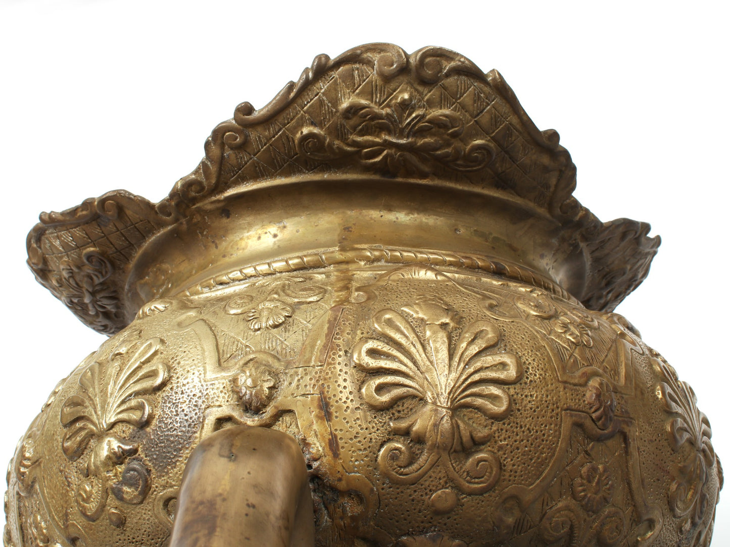 27" Brass Vintage Urli Pot on The Back of Swans