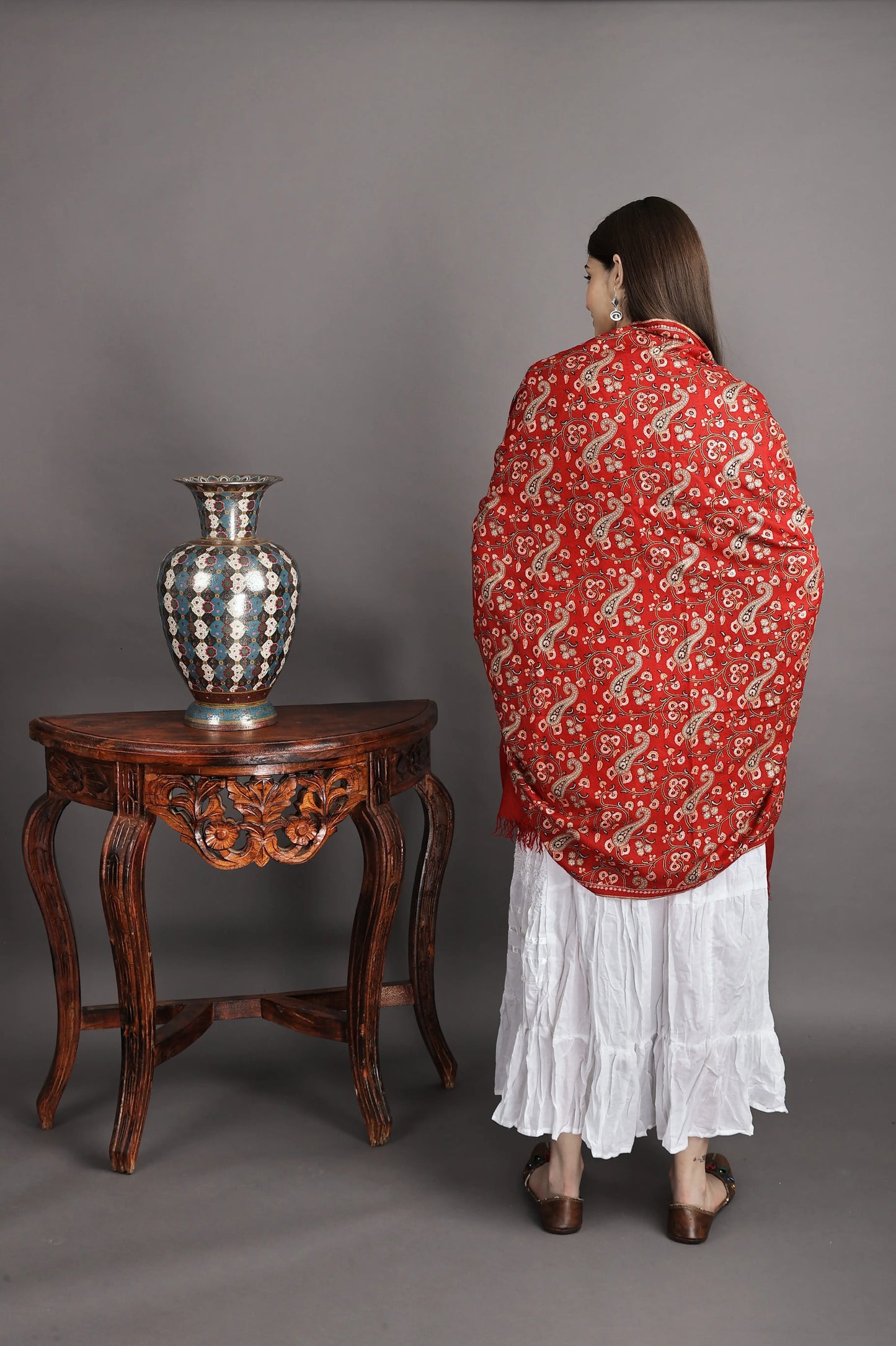 Black-Beauty Pure Pashmina Shawl from Kashmir with Sozni-Embroidery by Hand